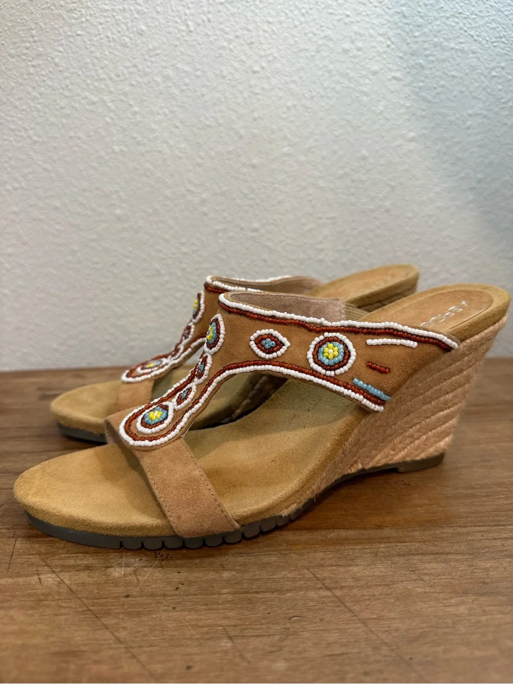 Aerosoles Beaded Espadrille Wedge Sandals Tan Suede Boho Size 7M